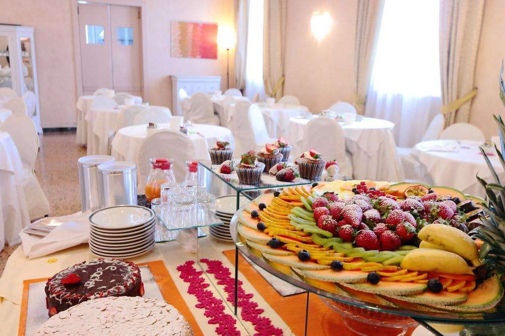 Rechigi Hotel - Adults Only Mantua Restaurant foto
